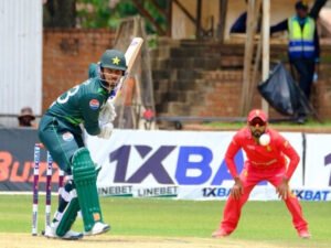 صائم ایوب کی پی ایس ایل میں بھی آؤٹ آف فارم: فی رن 8 لاکھ 34 ہزار روپے