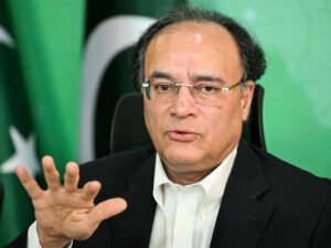 مشرق وسطیٰ کشیدگی؛ حکومت محتاط حکمت عملی اپنانے پر مجبور : محمد اورنگزیب
