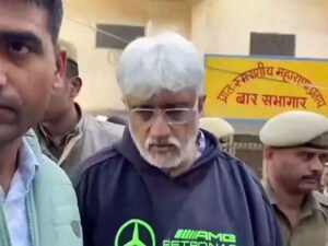 جیل میں تقریباً مر ہی گیا تھا: وکرم بھٹ نے 70 روزہ قید کی ہولناک داستان سنا دی
