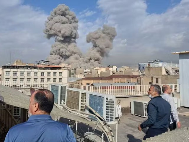 ایران پر دو ہفتوں سے جاری حملے، 1444 افراد جاں بحق