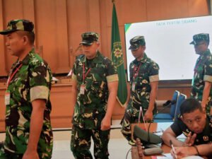 انڈونیشیا میں تیزاب حملہ کیس میں4 فوجی اہلکاروں کے خلاف عدالتی کارروائی