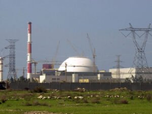 ایران کے واحد ایٹمی پلانٹ پر حملے سے عرب ریاستیں بھی خطرے سے دوچار