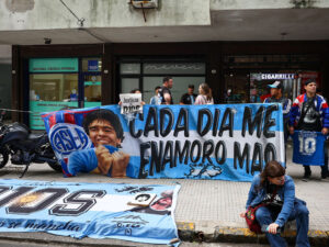 میراڈونا کی طبی ٹیم پر ہی لیجنڈ فٹبالر کے قتل کا الزام؛ مقدمہ ایک سال بعد دوبارہ شروع