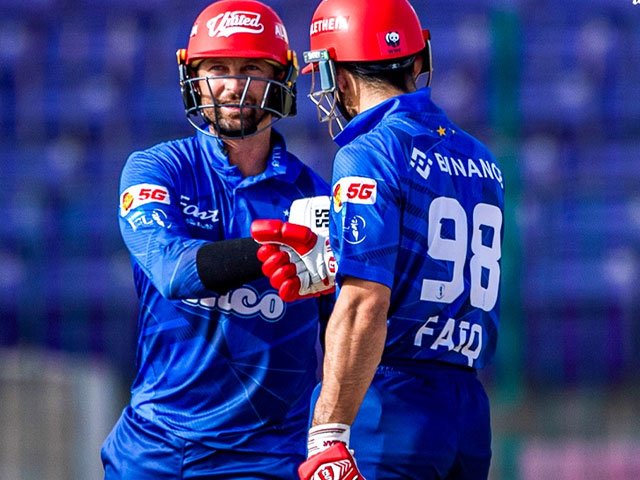 پی ایس ایل 11: اسلام آباد یونائیٹڈ کے سامنے لاہور قلندرز مکمل ناکام