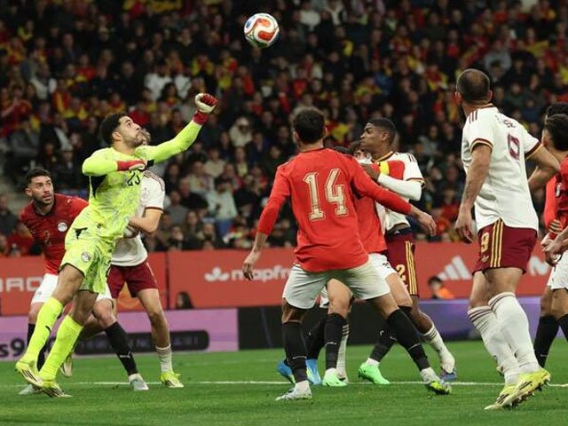 اسپین میں مصر کے خلاف فٹبال میچ کے دوران اسلام مخالف نعرے