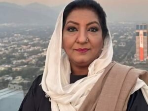 آج بھی بیٹی کی قبر پر جا کر معافی مانگتی ہوں، عشرت فاطمہ کی جذباتی گفتگو
