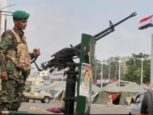 یمن میں سرکاری فورسز کی حوثیوں کے خلاف پیش قدمی: کئی مقامات واپس لینے کا دعویٰ