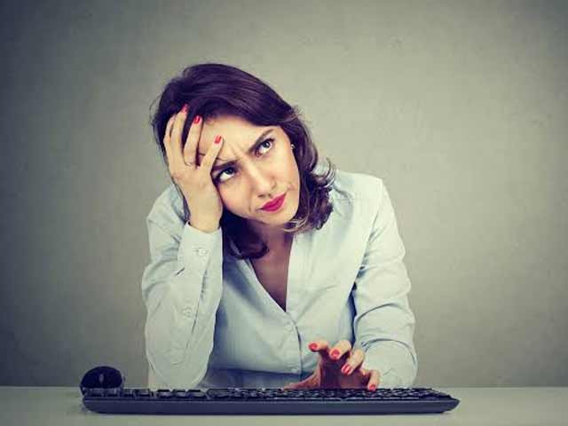 خبردار! یادداشت کھونے کے اثرات بڑھاپے سے پہلے ہی شروع ہوجاتے ہیں: تحقیق