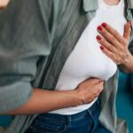 خواتین جسم کے 11 حصوں میں مردوں سے زیادہ درد محسوس کرتی ہیں: عالمی تحقیق